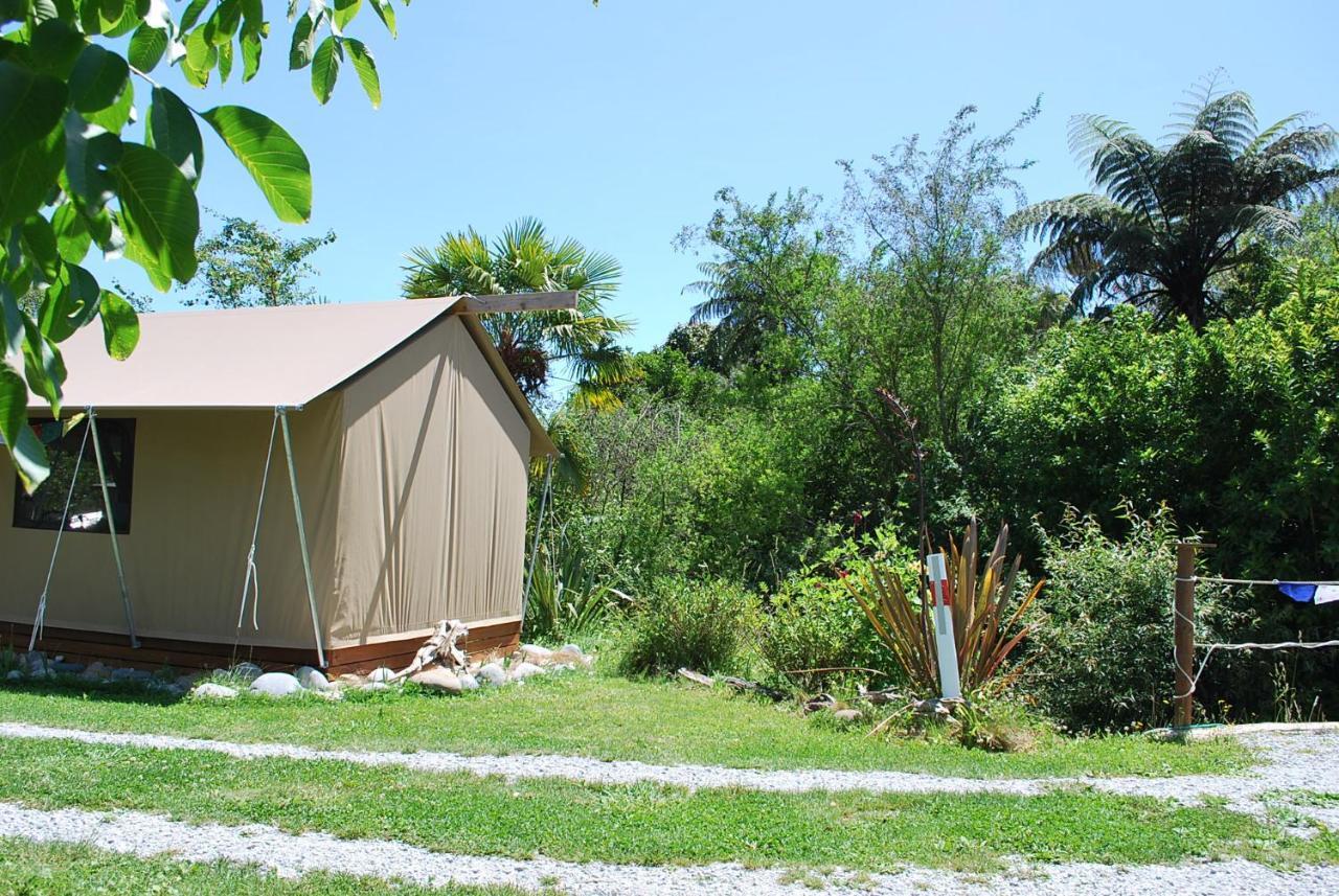 Hotel Omarama Oasis - Permaculture Glamping Pohara Exteriér fotografie